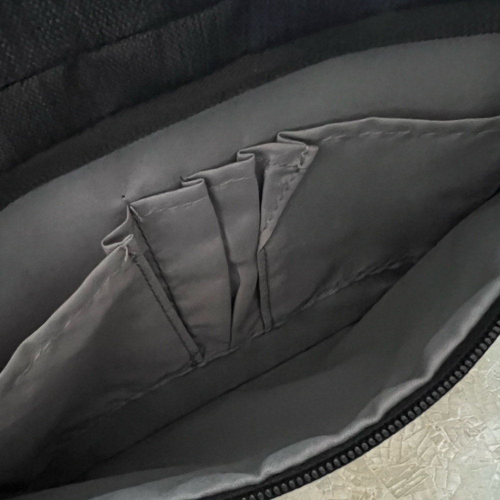 Swissgear Black 13” Laptop Bag - Picture 8 of 14